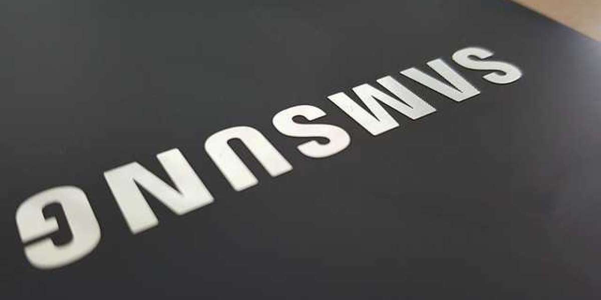 As well as reports of new watches and a new mobile phone, Samsung will release laptops in the near future.