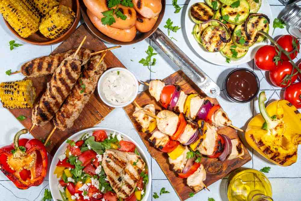 Shakers Bar and Grill | Restaurant in Michigan